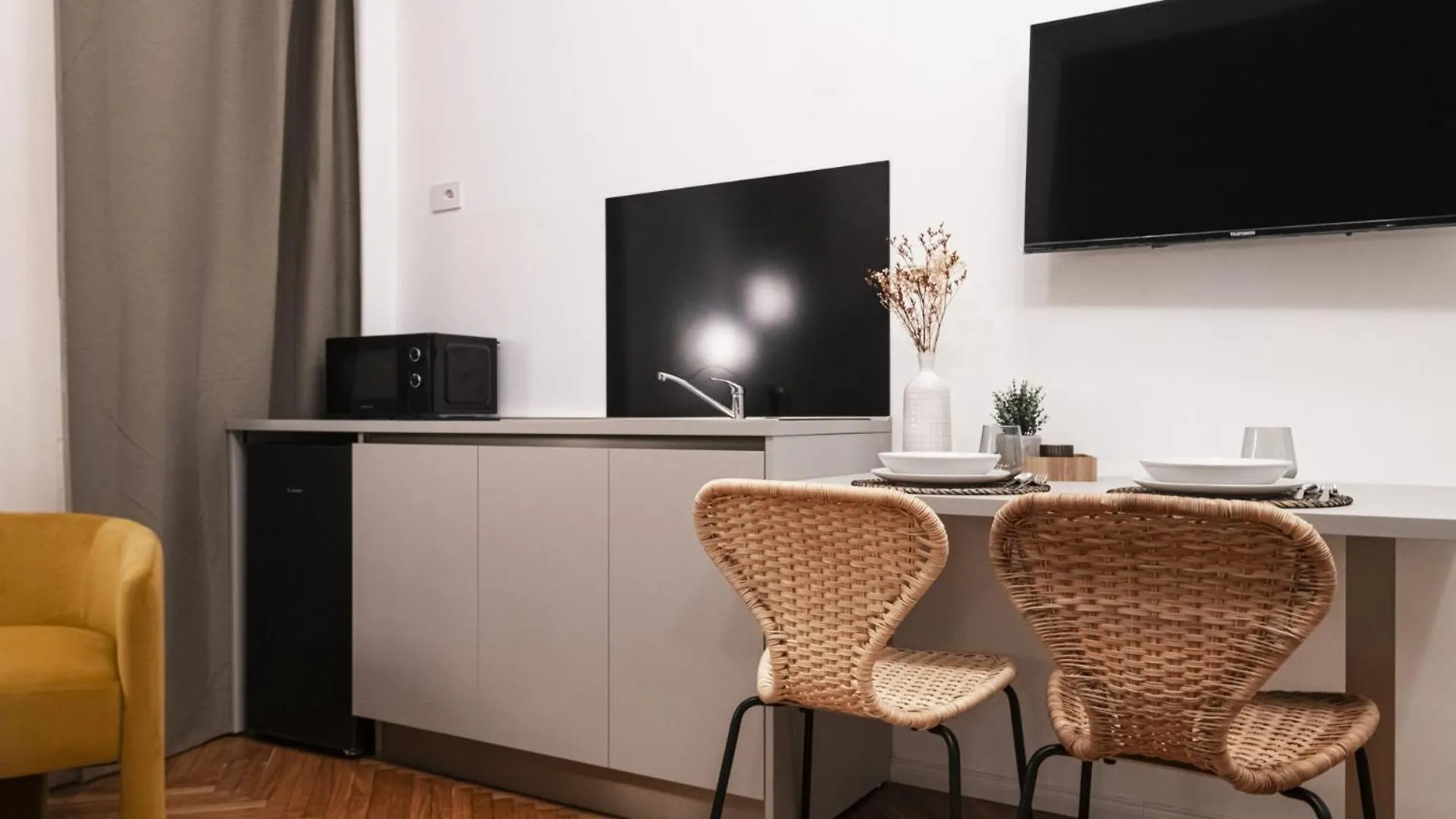Easylife - Cav104 Prestigioso Con Jacuzzi In Centrale Милан